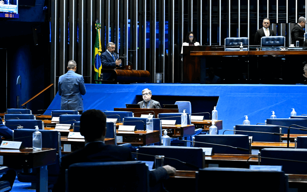 Isenção do IR para quem ganha até R$ 5 mil será votada na Câmara dia 1º