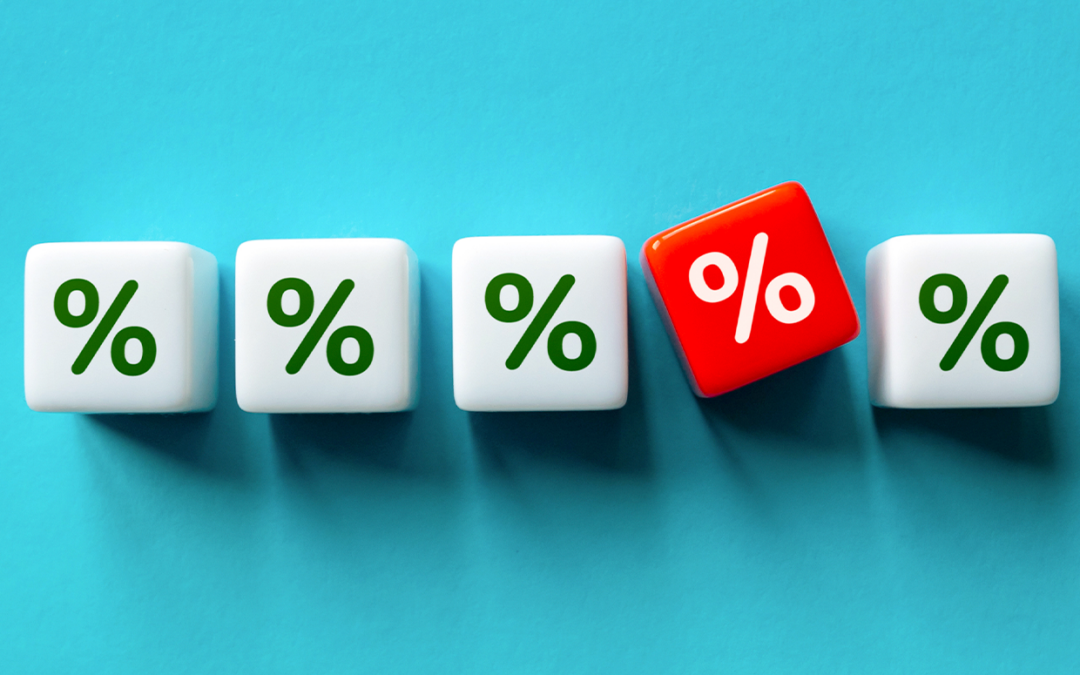 Copom mantém Selic em 15% e indica corte de juros adiante