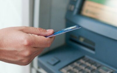 Governo antecipa abono salarial para atingidos pelas chuvas em MG